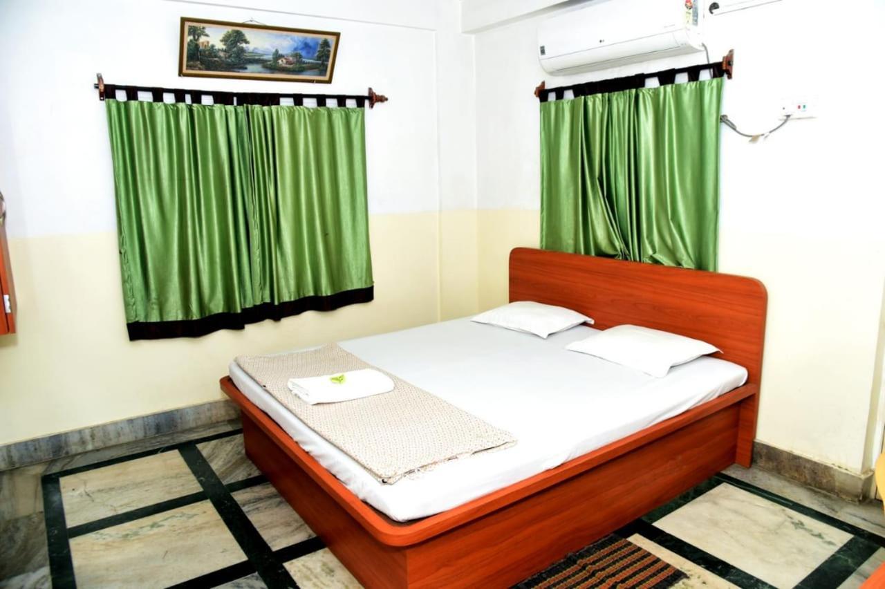 Janata Hotel Calcutta Exterior foto